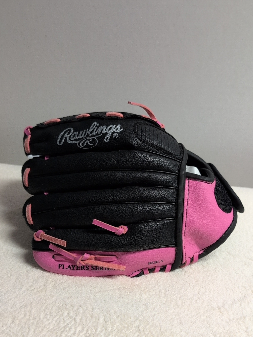 Rawlings Black & Pink Youth Baseball Glove PL11BP 11 Inches- Players Series